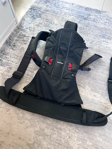 BabyBjörn One Air Carrier (Never Used) + FREE Baby Floaty