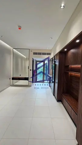 Corner Studio | Facilities View | Brand New Deal