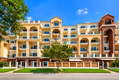VACANT | SPACIOUS | MOTIVATED SELLER