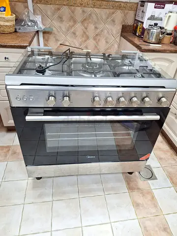 Midea Gas stove RARELY USED 90Cm , 5 burnes , DELIVERY + WARRANTY