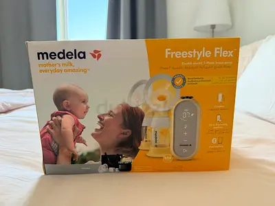 Medela Freestyle Flex Double Electric Breast Pump - New in Box