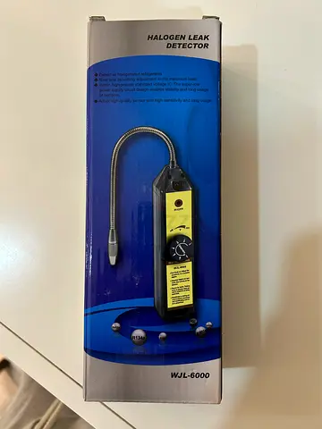 Gas leak detector