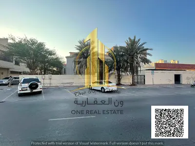 Prime location on a main residential and commercial road