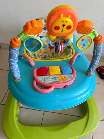 Baby activity walker with detachable toy tray – good used condition