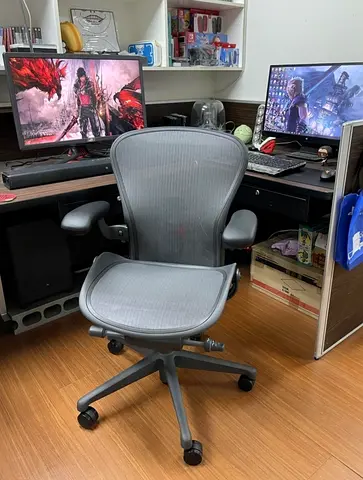 Remastered Version Herman Miller Aeron Chair Fully Adjustable Graphite Size C