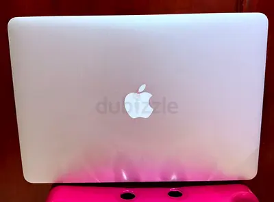 MacBook air  13-inch with charger (Silver) - Good Condition