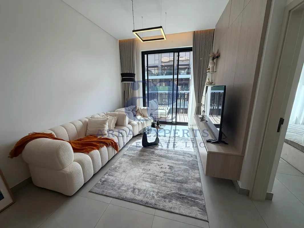 1BR + STUDY | TENANTED | INVESTMENT OPPORTUNITY