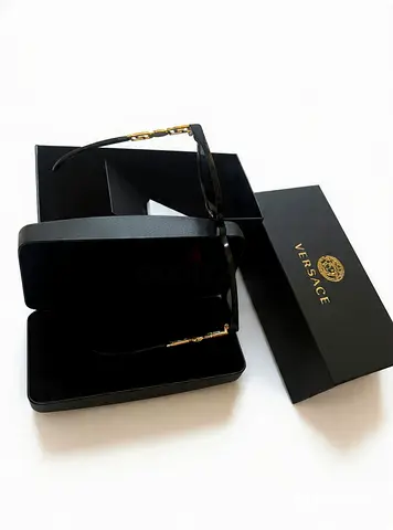 Versace black sunglasses with original case