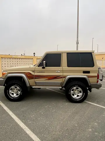 Toyota Land Cruiser 70 series. LC 71 Petrol Al Futtaim specification