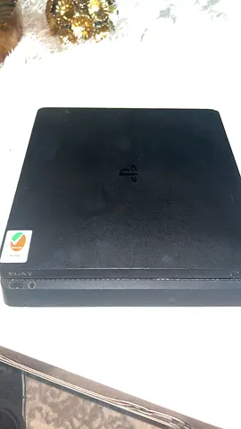 PS4 slim