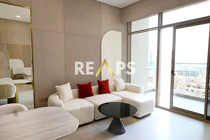Fully Furnished I Modern Finishing I Vacant
