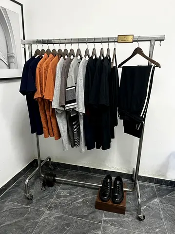 Heavy Duty Stainless Steel Clothes Rack with
Wheels -