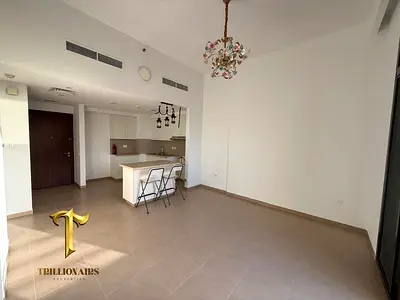 HIGH CEILINGS | 2 BALCONIES | LARGE 2BR LAYOUT
