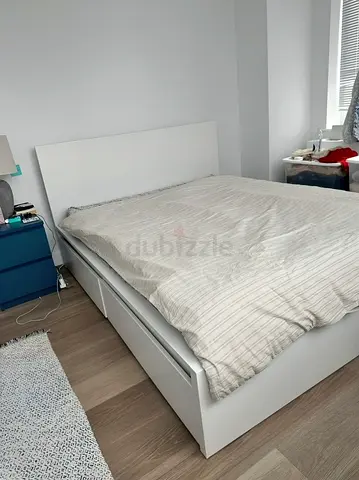 IKEA White MALM Queen Storage Bed with IKEA Mattress 160 x 200 cm
