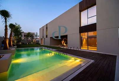 Hollywood Hills Living in the Heart of Dubai