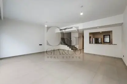Singe Row | Corner Unit | Available Now