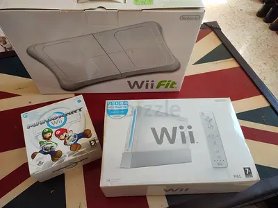 Nintendo Wii Console with Wii Fit Balance Board and Mario Kart