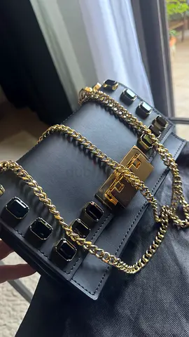 Handbag pozen