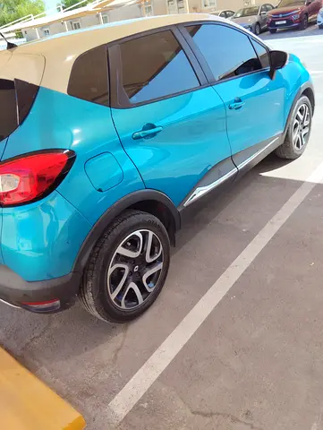 Renault Captur Limited 2016 GCC Specs