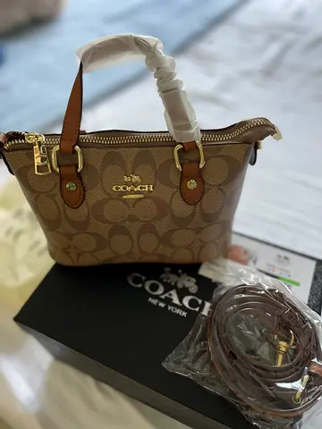 Coach sling bag