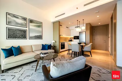 Panoramic Sea Views | Mid Floor | Vacant