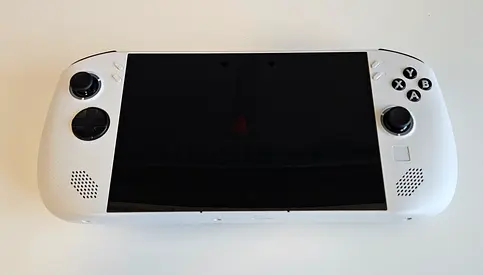 Lenovo Legion Go S Immaculate condition, still in original package. CPU AMD RYZEN Z2 GO.
