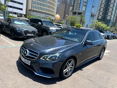 2016 Mercedes-Benz E-Class E 300 GCC Specs
