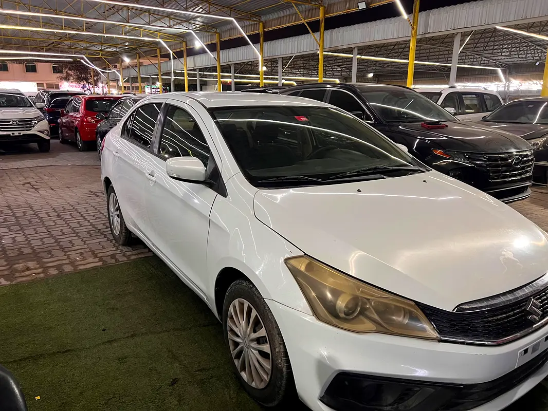 Suzuki Ciaz 2019 — photo 1 of 12