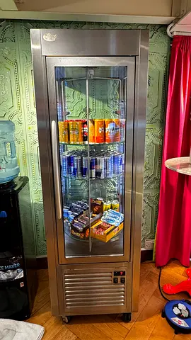 Roller Ventilated Cake  Display Cabinet refrigerated