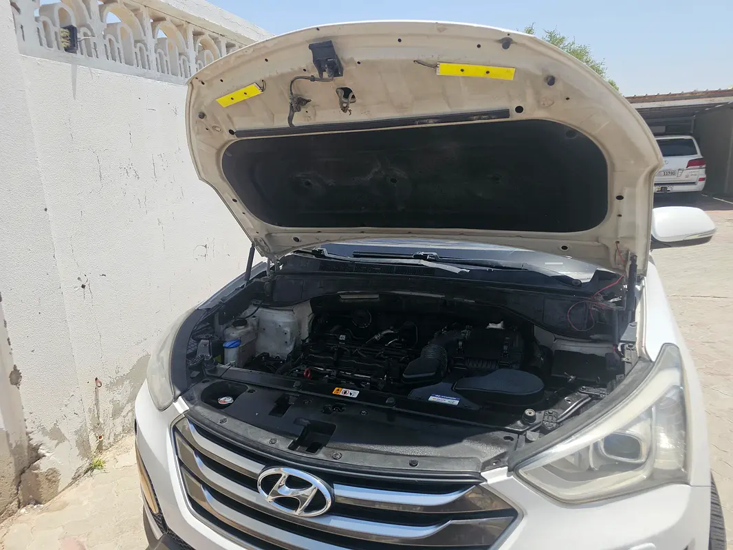Hyundai Santa Fe 2015 — photo 1 of 11