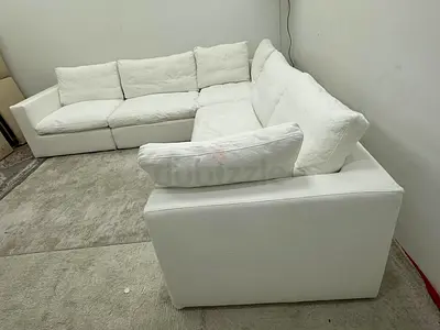 Almost like new condition ws living modular sofa