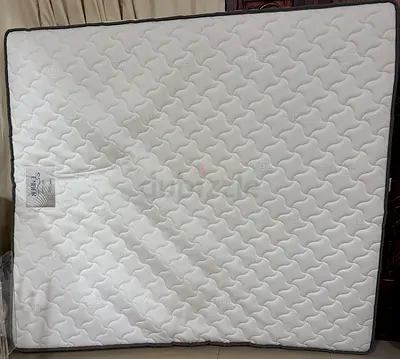 New King-sized mattress 200x200