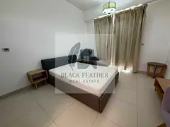 4300 INCLUDING BILLS // FURNSIHED STUDIO // NEXT TO METRO STATION