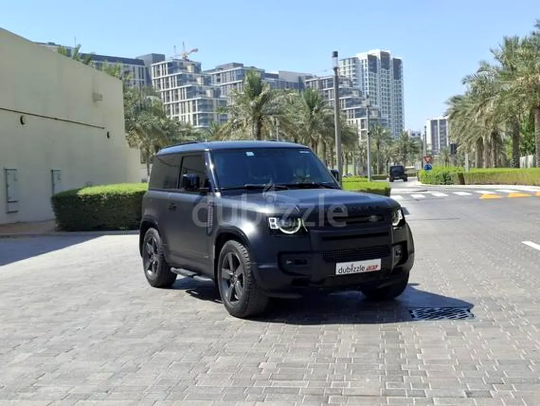 Land Rover Defender 2024 — photo 1 of 20