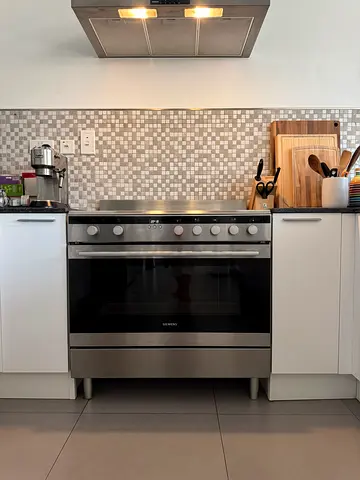 Siemens 90cm Electric Cooker | 5 Burner Ceramic Hob | 112L Oven | Excellent Condition