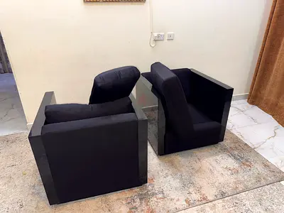 1980s Set of Two Vintage Black Single Seater Armchairs