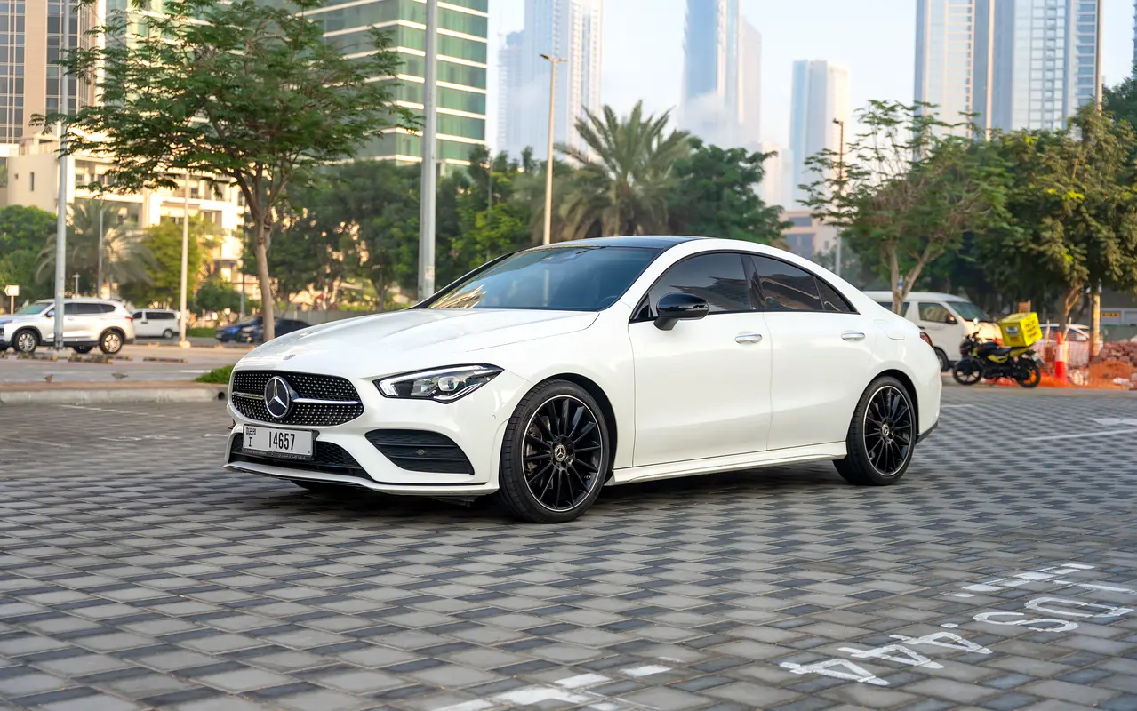 Mercedes-Benz CLA-Class 2023 — photo 1 of 18