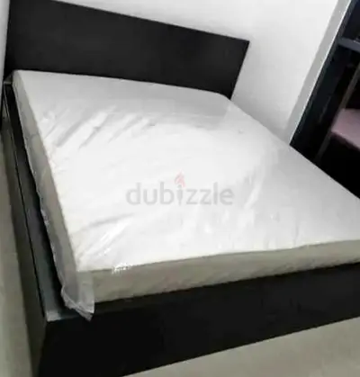 Malam king size bed 180/200cm bed with 2 storage drawers underneath and Ikea mattress