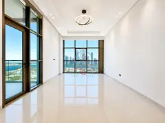 Stunning Brand New Unit | Creek &amp; City Skyline | Chiller Free | High-End Amenities