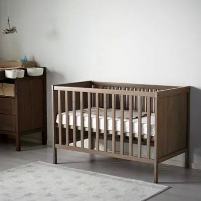 Wooden Baby Crib with mattress, blankets and rail cover
