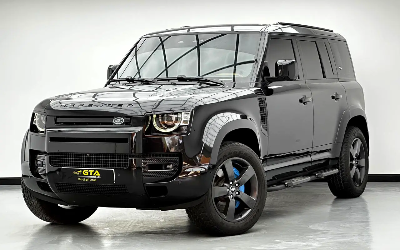 Land Rover Defender 2024 — photo 1 of 17