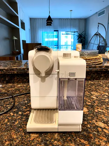 Coffee capsule machine nespresso