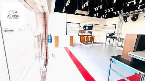 PRIME RETAIL OUTLET / SHOWROOM / FOR RENT IN Al GARHOUD – AIRPORT ROAD- HIGH VISIBILITY LOCATION |