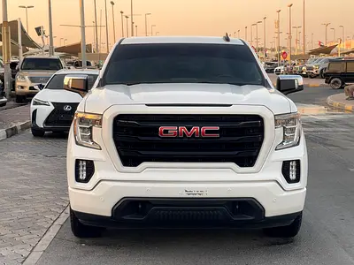 GMC Sierra Elevation 2022 GCC Specs - Excellent Condition