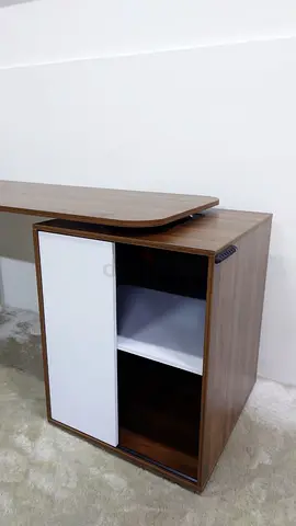 Office Desk W Cabinet