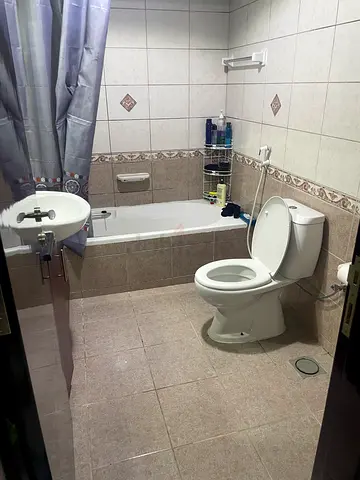 Master Bed Room for Sri lankan bachelor Al Barsha 1 in front of  metro.