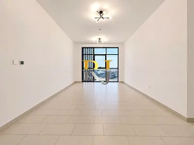Chiller + Gas Free | 30 Days Free | Front of Metro | Specious Apartment