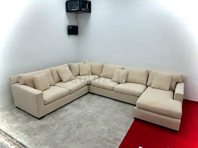 Perfect condition cratebarrel Ushape sofa