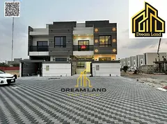 At a bargain price, super deluxe finishing, registration fees included / two floors and a roof