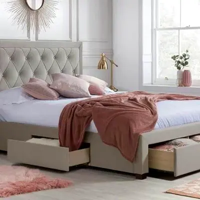 Clouded Pearl Velvet Tufted Bed With Three Storage Drawers